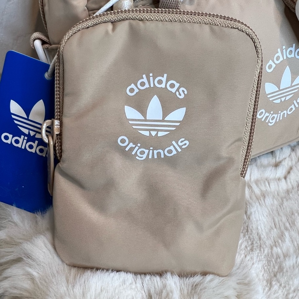 ADIDAS ORIGINALS, PUFFER & POUCH CROSSBODY BAG - Picture 5 of 15